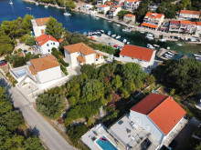 Stabený pozemok na Korčule